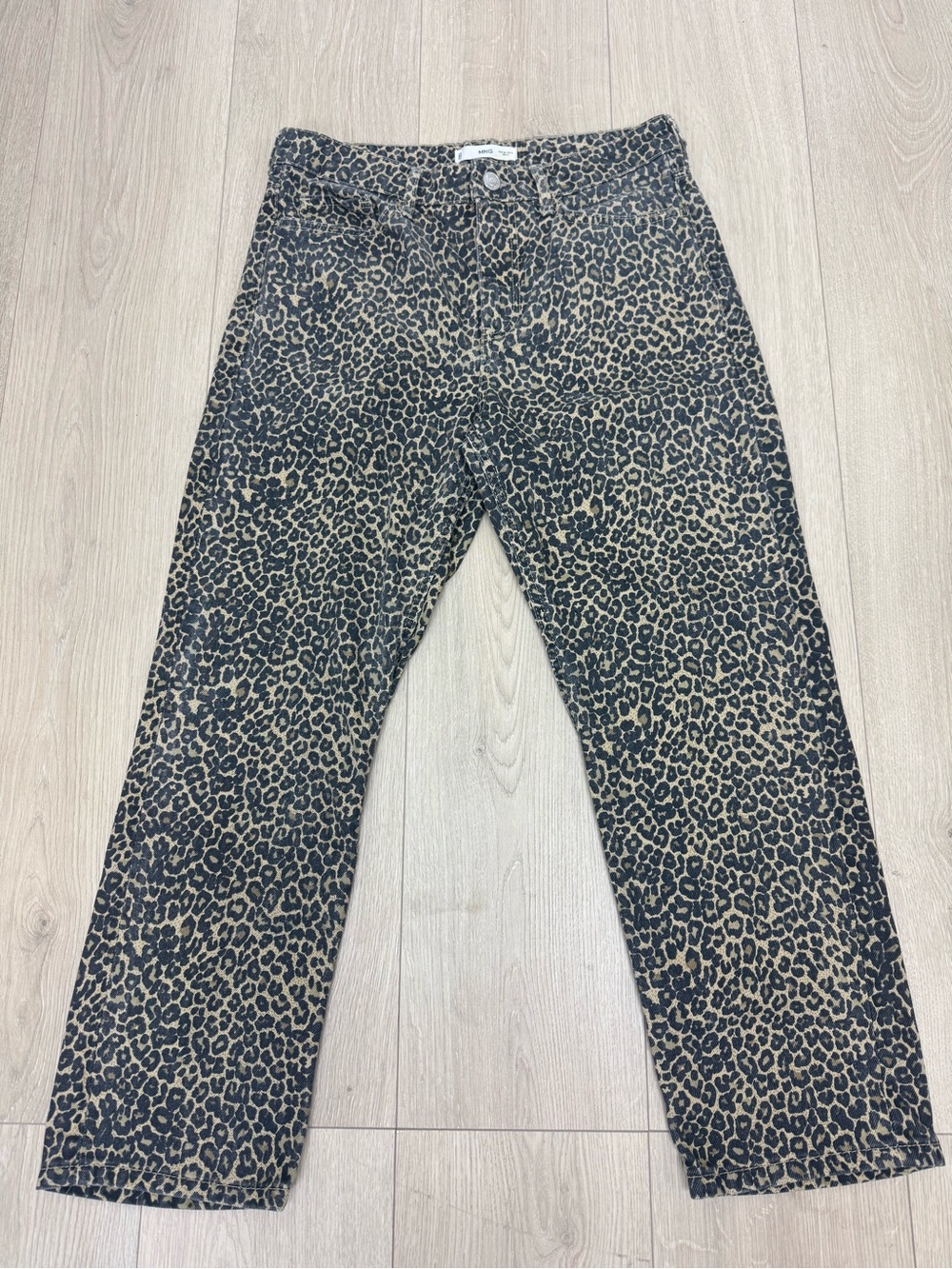 Mango MNG Leopard Print Jeans Women’s Size 6 Straight Leg Animal Print